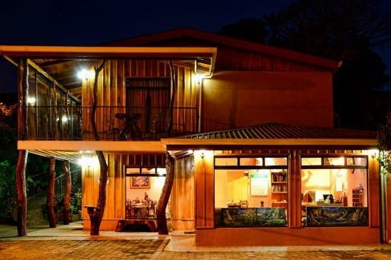 Monte Verde Rustic Lodge